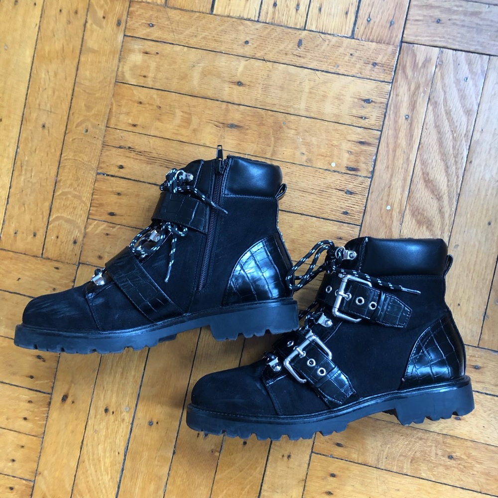 ASOS DESIGN Avenue Hiker Boots